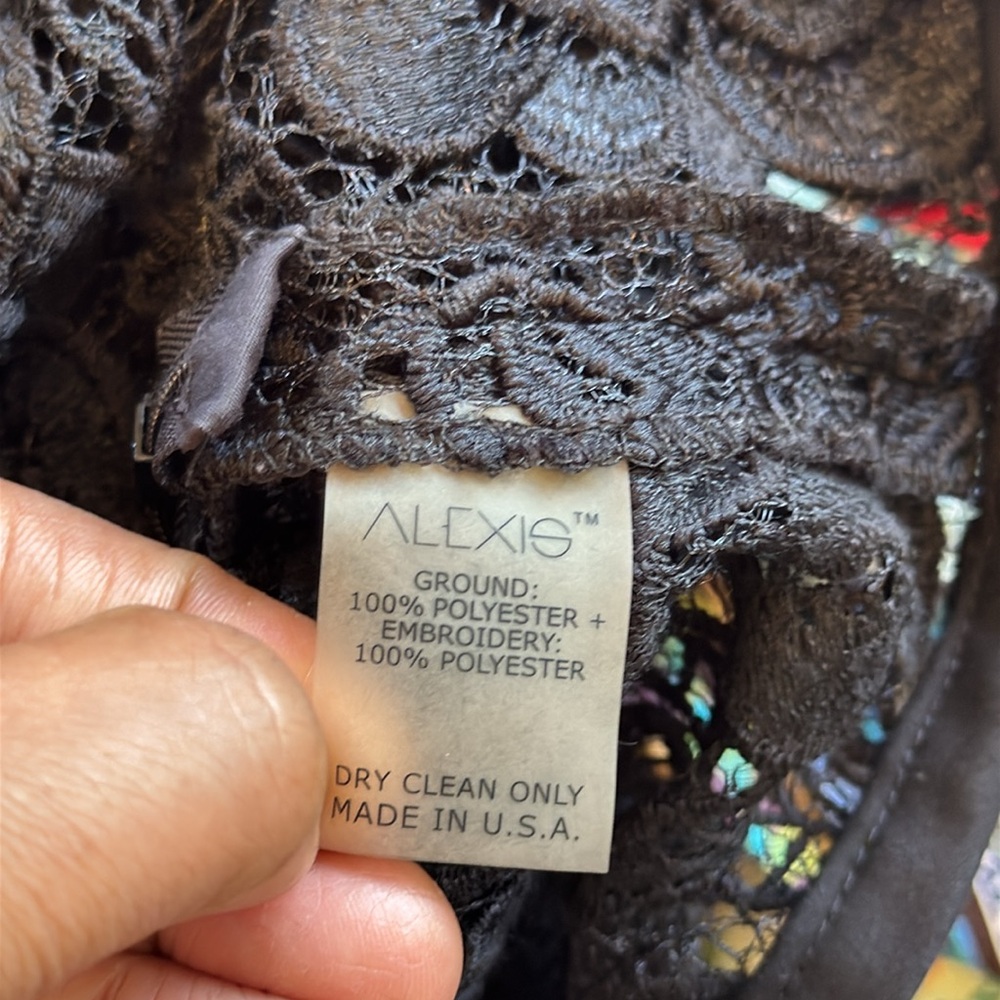 Alexis Ruffle lace blouse - Picture 12 of 12